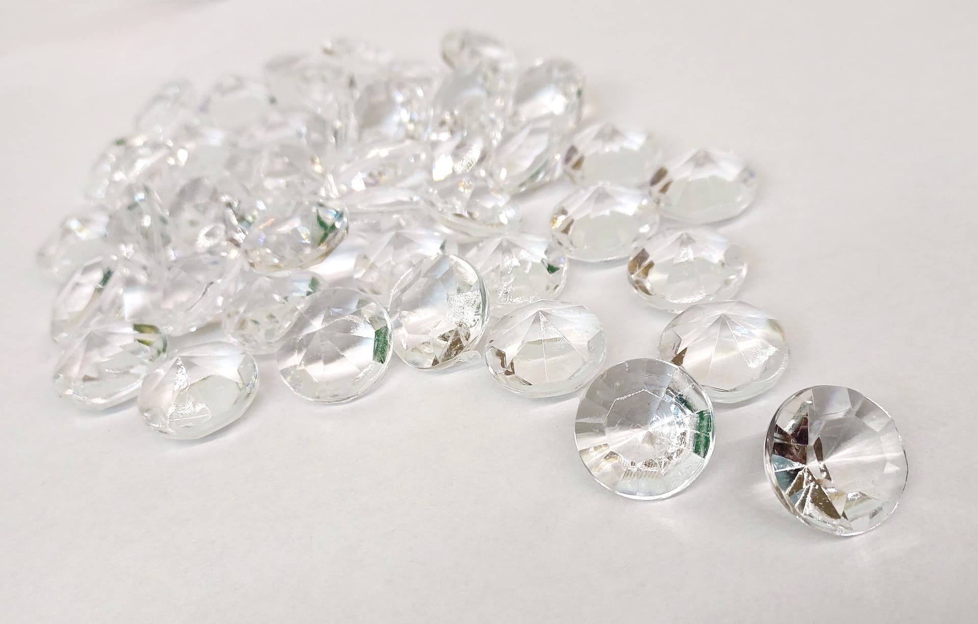 Diamenty akrylowe 16 mm - 50 g/47 szt.